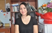 Didem Deniz; 'Mehmet Aslantuğ Hülya Avşar Polemiğinde Görüldüğü Gibi Kadına Zararı En Çok Kadınlar Veriyor'