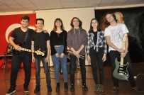 PINK FLOYD - GKV Özel Okulları 21. Fizy Liseler Arası Müzik Yarışmasına Katılıyor