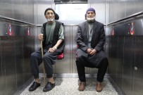 DUYMA ENGELLİ - Kahta Devlet Hastanesinde 'Açılabilir Koltuklu' Asansör