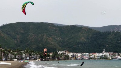 Muğla'da Sörf Keyfi