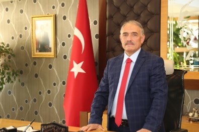 Niğde Belediye Başkanı Özkan'dan Üç Aylar Ve Regaib Kandili Mesajı