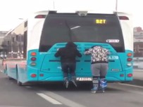 UNKAPANI KÖPRÜSÜ - Patenci Gençlerin Kıl Payı Ölümden Döndüğü Anlar Kamerada