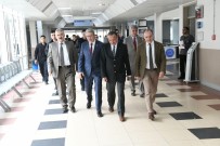 İZMIR VALISI - Vali Ayyıldız'dan Ege Üniversitesi Tıp Fakültesi Ziyareti