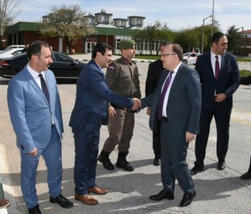 Vali Tutulmaz'dan Afyonkarahisar Alkaloid Fabrikası'na İnceleme Ziyareti