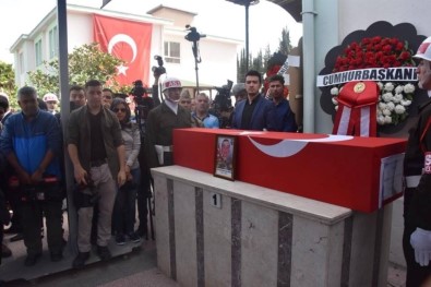 Başkan Albayrak, Afrin Şehidi Demiral'ın Cenaze Merasimine Katıldı