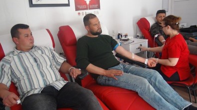 Güvenlik Korucuları Mehmetçik İçin Kan Bağışladı