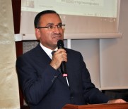 AHMET ŞİMŞEK - Başbakan Yardımcısı Bozdağ Şampiyonluk Yemeğine Katıldı