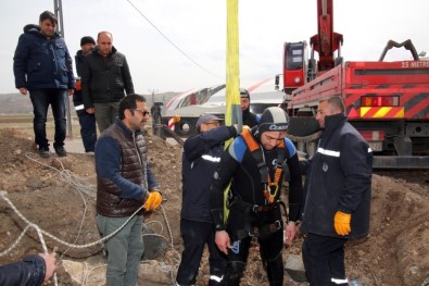 Belediyenin Dalgıçları İş Başında