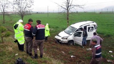 Bursa'da Trafik Kazası Açıklaması 3 Yaralı