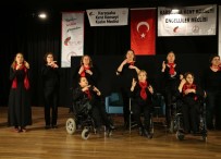 SADETTIN YÜCEL - Kadına Şiddete Karşı Anlamlı Gösteri