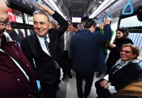 MAKINE MÜHENDISI - Konak Tramvayı Yolculu Seferlere Başladı