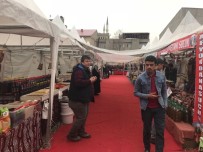 ÜMİT ALTAY - Patnos'ta Açılan Yöresel Yiyecekler Fuarı Vatandaşlar Tarafından Yoğun İlgi Görüyor