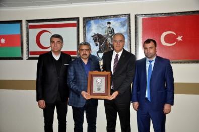 Voleybol Federasyon Başkanı Üstündağ Ve Nazilli Belediye Başkanı Alıcık Birlikte Maç İzledi