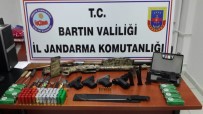 BARTIN MERKEZ - Bartın'da Silah Kaçakçısı Jandarma Ekiplerine Yakalandı