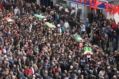 Denizli'de Ölen 5 Gencin Cenazesinde Gözyaşları Sel Oldu