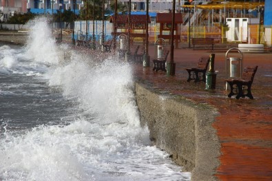 Edremit Körfezi Çevrelerinde Yerel Kuvvetli Yağış Bekleniyor
