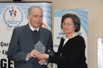 OSMAN AŞKIN BAK - Eskimeyen Değerler Töreninde Duygulu Anlar Yaşandı