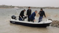 ALPER TAŞ - 'Frig Vadisi Turizmini Geliştirme Projesi' Kapsamında Emre Gölü'ne Tekne Bırakıldı