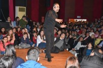 İBRAHIM KÜÇÜK - Sunay Akın Nazilli'de Sanatseverler İle Bir Araya Geldi