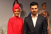 MUHAFAZAKAR - Tesettürlü Top Model Halima Aden İstanbul'da