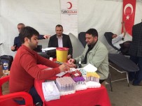 KARACAOĞLAN - Ülkü Ocaklarından Kızılay'a Kan Bağışı