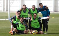 KAYACıK - Atiker Konyaspor, Osmanlıspor Maçı Hazırlıklarını Sürdürdü