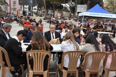Başkan Karaçoban, Öğrencilerle Beraber Kitap Okudu