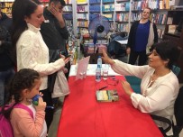 İCLAL AYDIN - İclal Aydın Forum Trabzon'da Sevenleriyle Buluştu