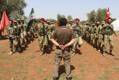 Özgür Suriye Ordusu Askerleri Hazır Bekliyor