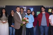 KıSA ÖYKÜ - Çan Morris Tiyatro Sanat Topluluğu Güldürdü