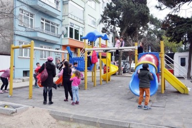 'Çocuk Parklarına Kamera Konulsun' Kampanyasına Sinoplu Vatandaşlardan Destek