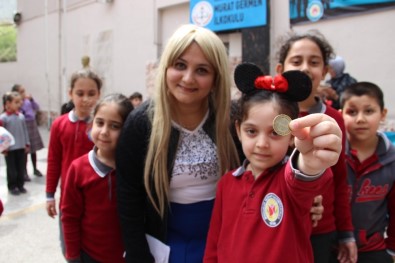 Simit Paralarını Mehmetçiğe Bağışladılar