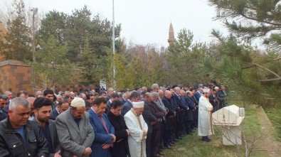 AK Parti Yerel Yönetimler Genel Başkan Yardımcısı Çakar'ın Annesi Vefat Etti