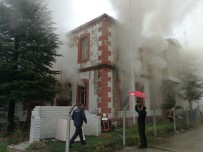 TARİHİ BİNA - Atatürk'ün Kaldığı Çoban Mektebi Alevlere Teslim Oldu