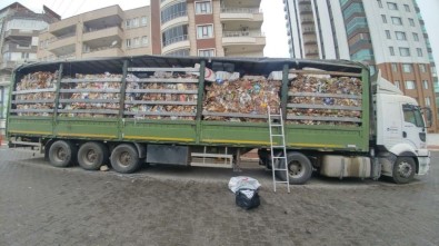 Atık Kağıt Taşıyan Tırda 21 Bin 700 Paket Kaçak Sigara Ele Geçirildi