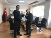 MUZAFFER YALÇIN - Başkan Şahin, Müdür Yalçın'la Bir Araya Geldi