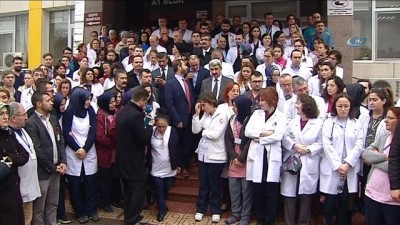Bir Doktor Daha Hasta Yakını Şiddetine Maruz Kaldı