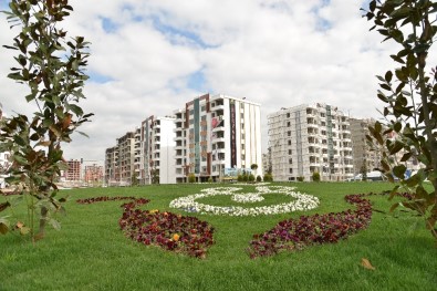 Büyükşehir Çalışıyor Diyarbakır'ın Çehresi Değişiyor