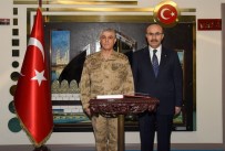 JANDARMA GENEL KOMUTANI - Jandarma Genel Komutanı'ndan Vali Demirtaş'a Ziyaret