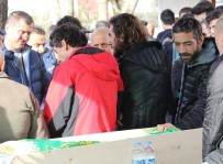 ABDURREZZAK CANPOLAT - Şarkıcı Resul Dindar’ın zor anları... Annesine böyle veda etti