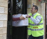 KARŞIYAKA BELEDİYESİ - Karşıyaka'da 4 Bin Aileye Erzak Yardımı