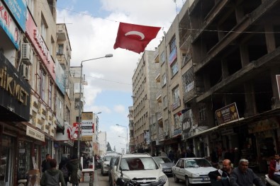 Türk Ve Suriyeli Vatandaşlardan Zeytin Dalı Harekatına Destekler Sürüyor
