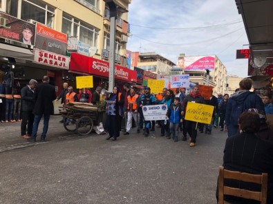 Depreme Dikkat Çekmek İçin Yürüyüş Yaptılar