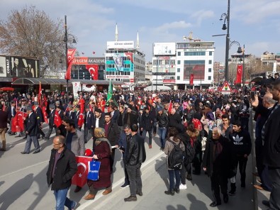 Malatya'da Mehmetçiğe Destek Yürüyüşü