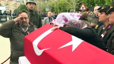 Şehit Komando Er Sarı'nın Cenazesi Toprağa Verildi