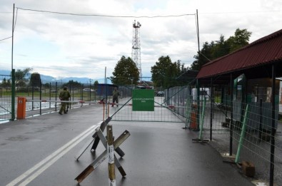 Abhazya, Gürcistan Sınırına Kısıtlama Getirdi