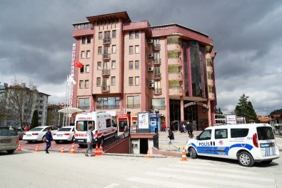 Kastamonu'da Fabrikanın Duvarı Devrildi Açıklaması 1 Ölü, 1 Yaralı