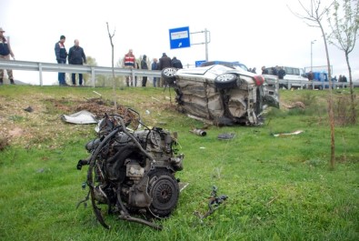 Tokat'ta Otomobil Tarlaya Uçtu Açıklaması 2 Ölü