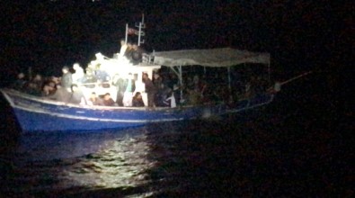 5 Ülkenin Aradığı Göçmen Kaçakçısı 112 Mülteciyle Birlikte Mersin'de Yakalandı