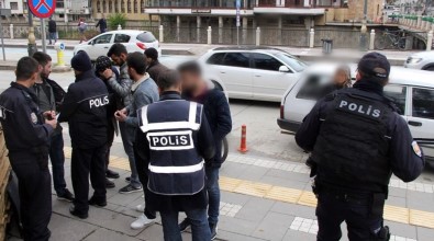 81 İlde 109 Kişi Gözaltına Alındı